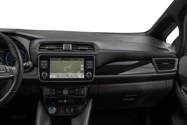 2022 NISSAN LEAF - 20