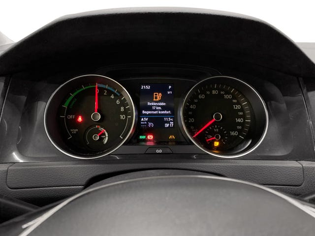 2018 VOLKSWAGEN GOLF - 9