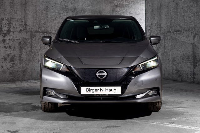 SJNFAAZE1U0168128 2022 NISSAN LEAF-2