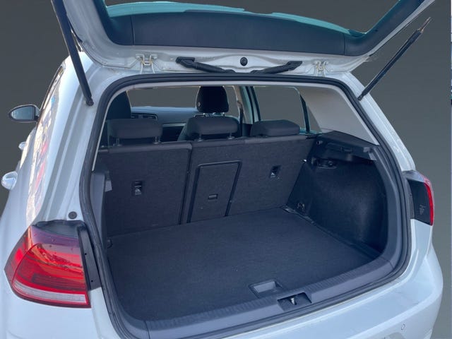 2018 VOLKSWAGEN GOLF - 9