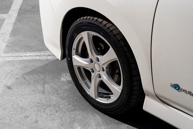 2020 NISSAN LEAF - 27