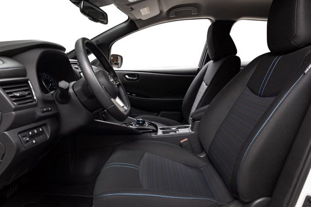2022 NISSAN LEAF - 9