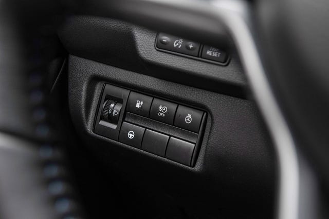 2022 NISSAN LEAF - 18