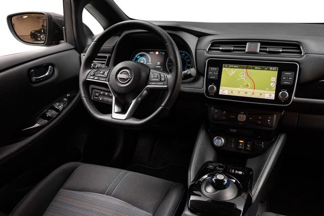 2022 NISSAN LEAF - 20