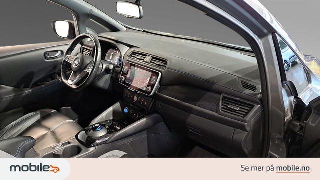 2020 NISSAN LEAF - 24