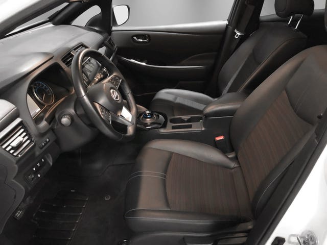 2022 NISSAN LEAF - 12