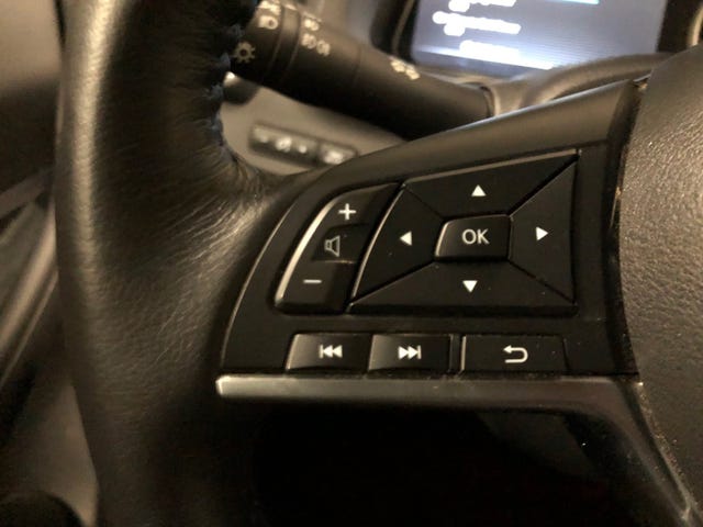 2022 NISSAN LEAF - 10