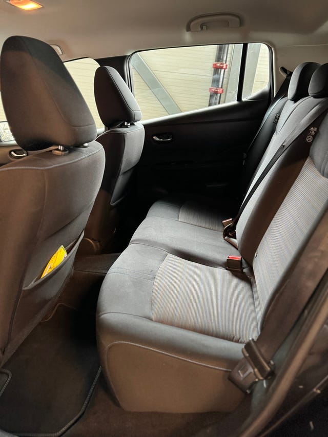 2018 NISSAN LEAF - 10
