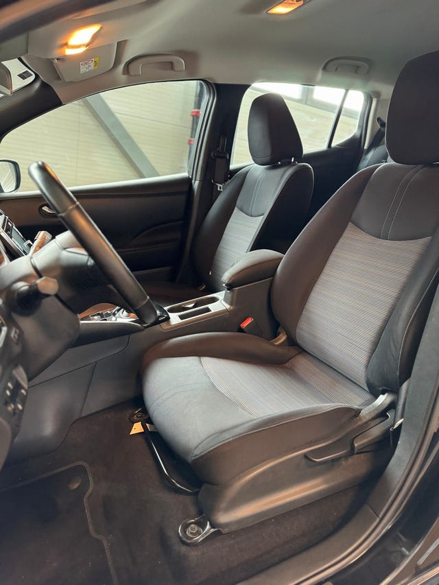 2018 NISSAN LEAF - 9