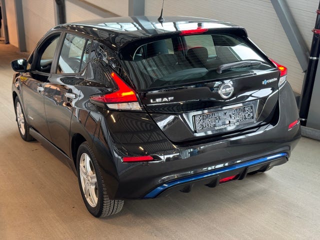 SJNFAAZE1U0000488 2018 NISSAN LEAF-5