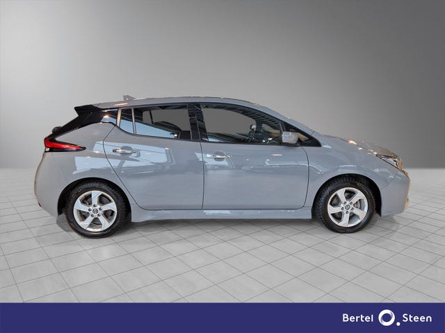 SJNFAAZE1U0144576 2021 NISSAN LEAF-2