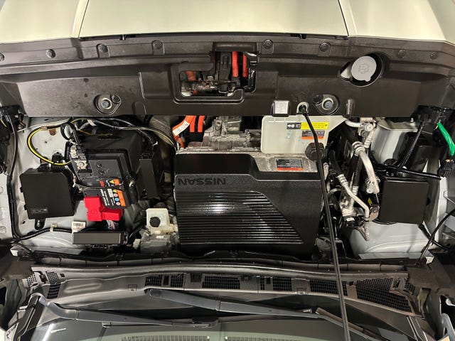 2018 NISSAN LEAF - 34