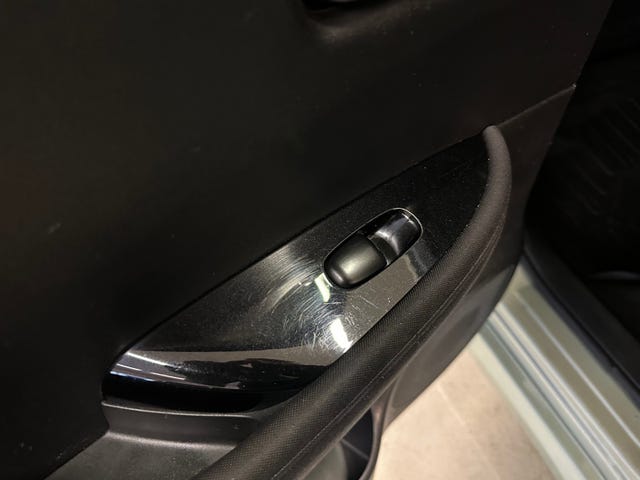 2018 NISSAN LEAF - 30