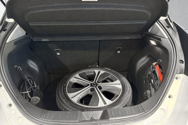 2018 NISSAN LEAF - 13
