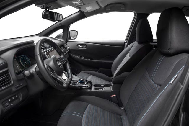 2022 NISSAN LEAF - 10