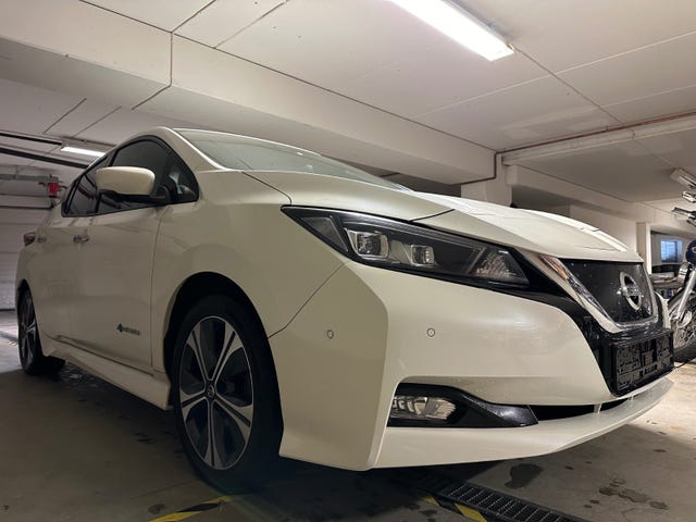 2018 NISSAN LEAF - 7