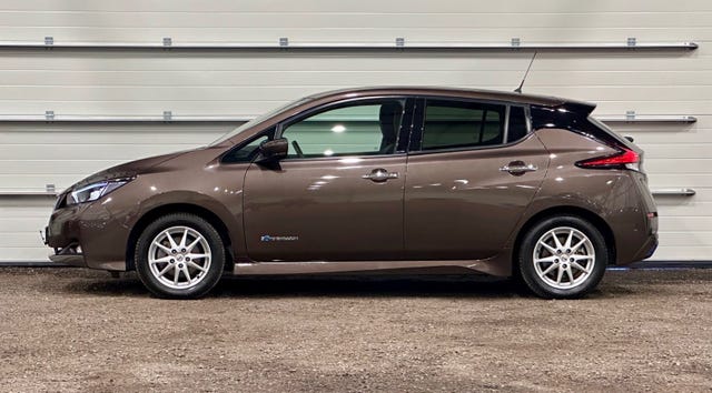 SJNFAAZE1U0031828 2018 NISSAN LEAF-4