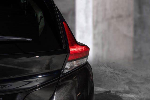 2022 NISSAN LEAF - 7