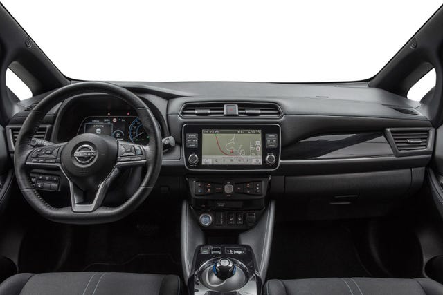 2022 NISSAN LEAF - 13