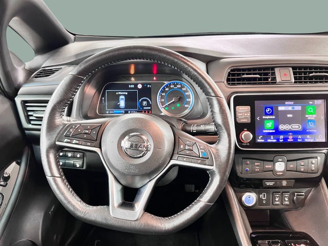 2020 NISSAN LEAF - 13