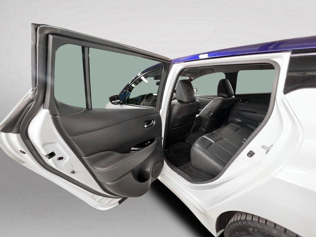 2020 NISSAN LEAF - 20