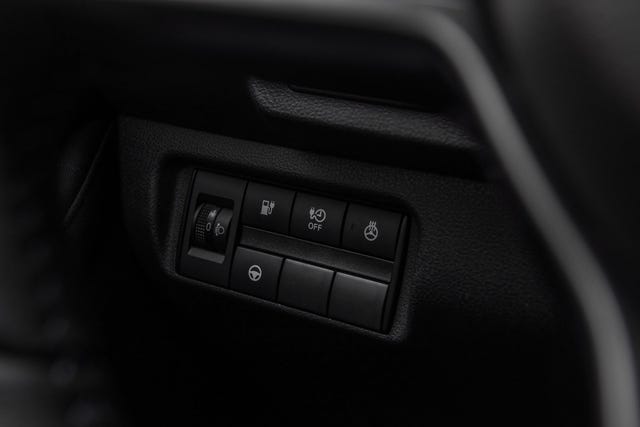 2022 NISSAN LEAF - 18
