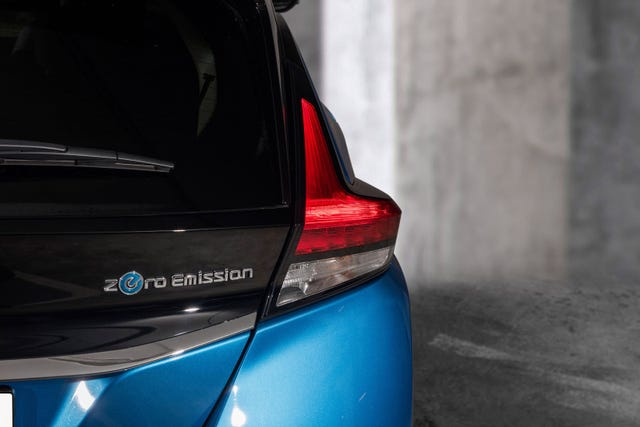 2020 NISSAN LEAF - 7