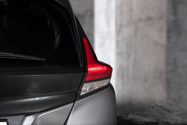 2022 NISSAN LEAF - 7