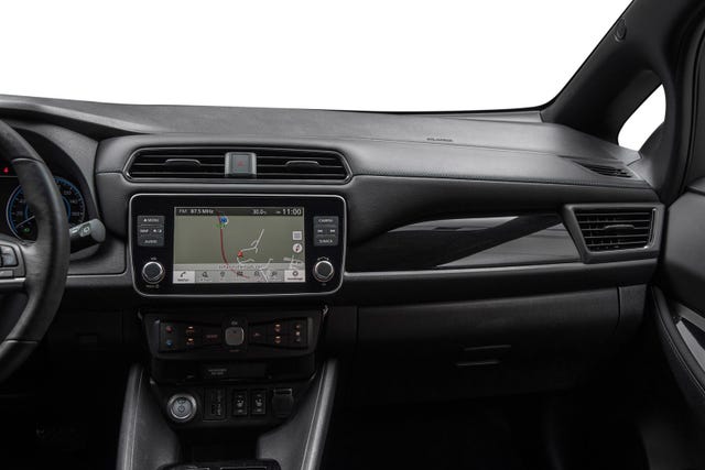 2022 NISSAN LEAF - 20