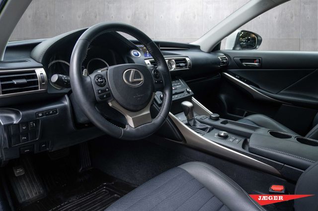 2015 LEXUS IS - 10