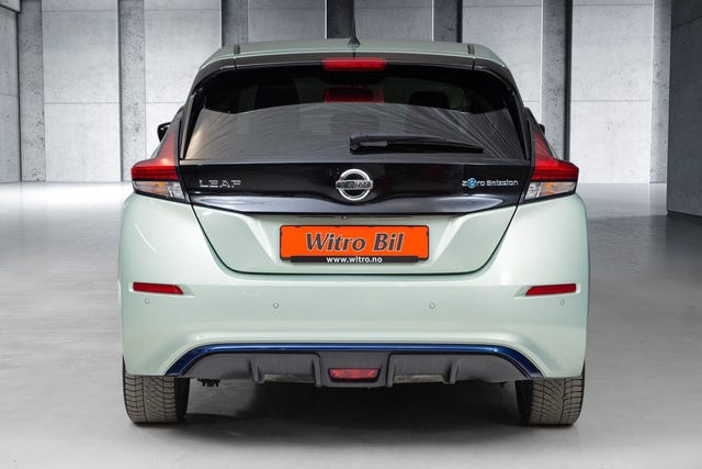 2018 NISSAN LEAF - 9