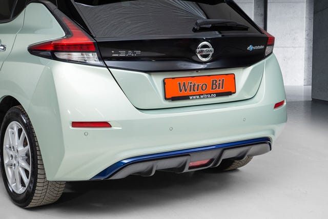 2018 NISSAN LEAF - 8