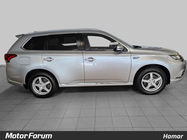 JMBXDGG3WLZ014619 2020 MITSUBISHI OUTLANDER-1