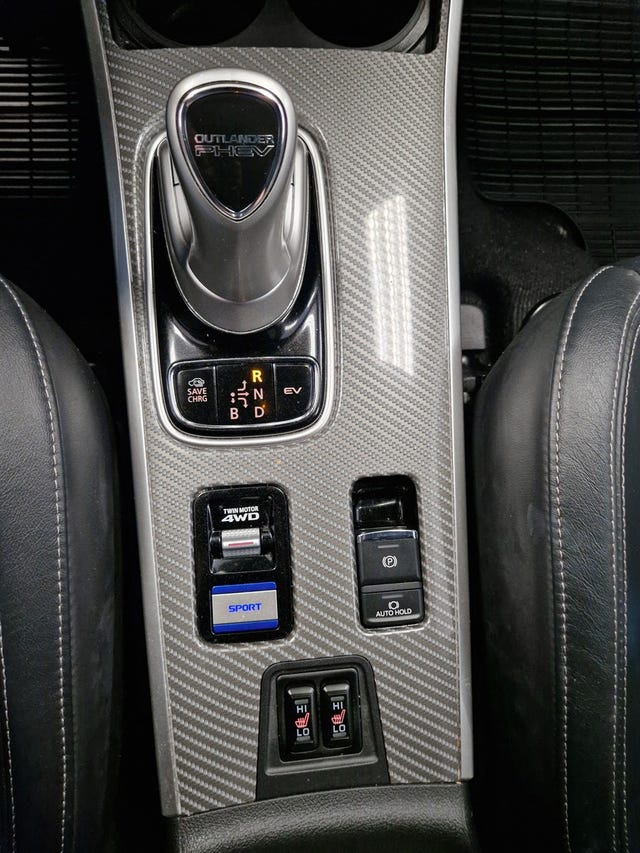 2020 MITSUBISHI OUTLANDER - 22