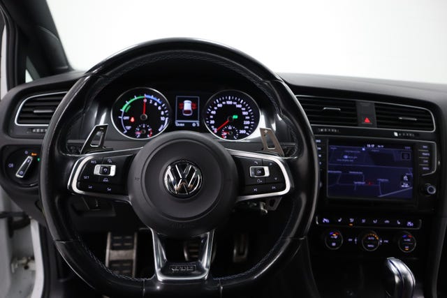 2015 VOLKSWAGEN GOLF - 10
