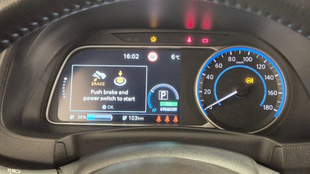 2021 NISSAN LEAF - 20