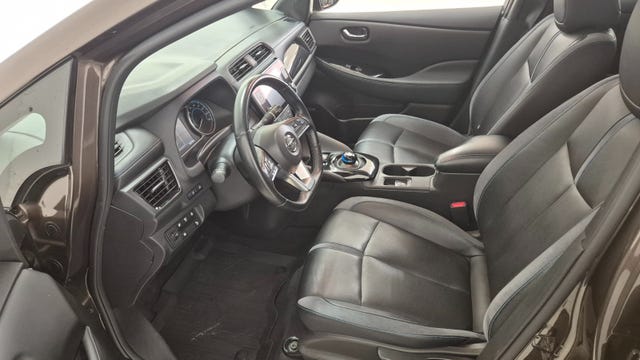 2021 NISSAN LEAF - 10