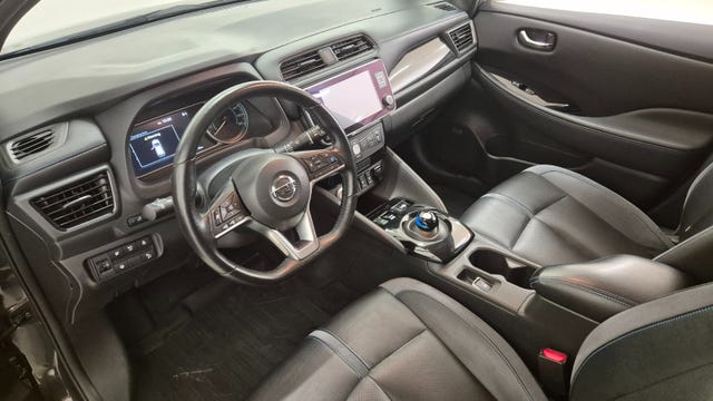 2021 NISSAN LEAF - 11