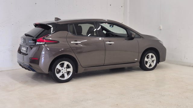 2021 NISSAN LEAF - 7