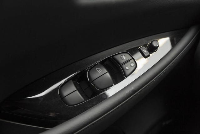2021 NISSAN LEAF - 20