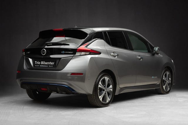 2021 NISSAN LEAF - 10