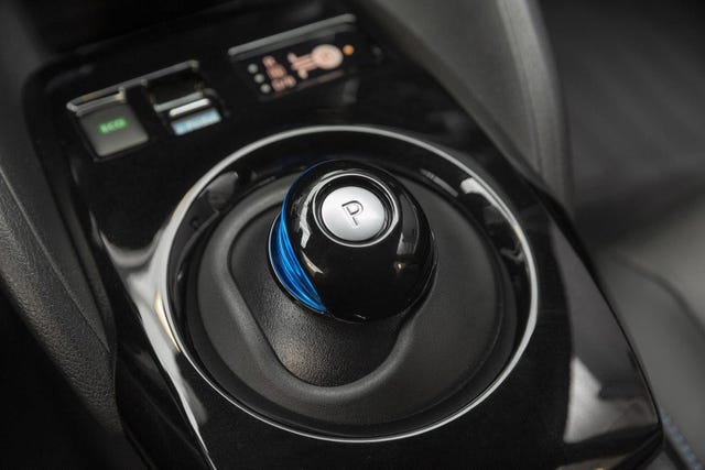 2021 NISSAN LEAF - 19
