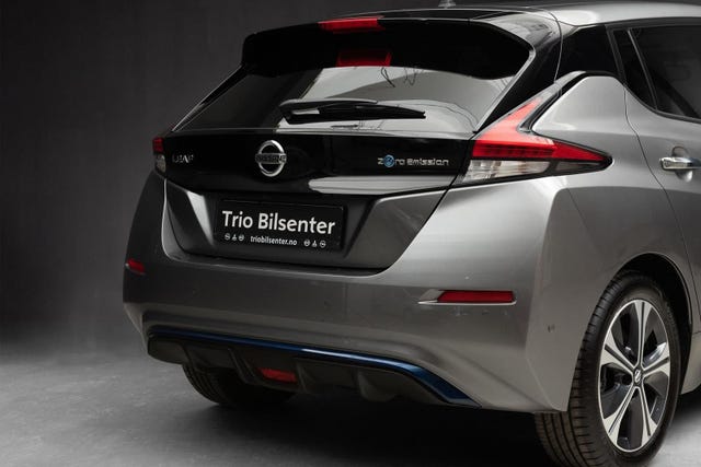 2021 NISSAN LEAF - 9