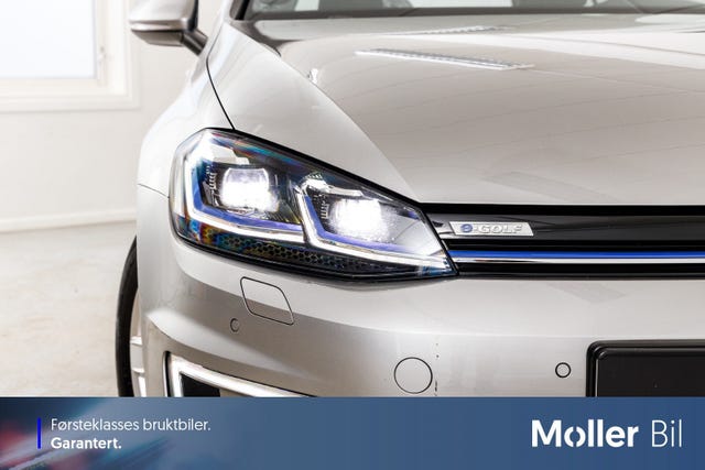 WVWZZZAUZJ8907928 2018 VOLKSWAGEN GOLF-4