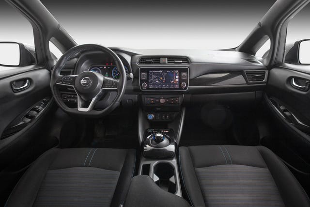 2021 NISSAN LEAF - 19