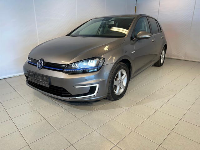 2015 VOLKSWAGEN GOLF - 23