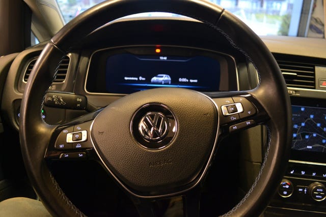 2018 VOLKSWAGEN GOLF - 20