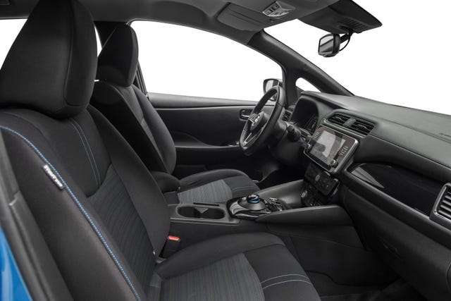 2021 NISSAN LEAF - 24