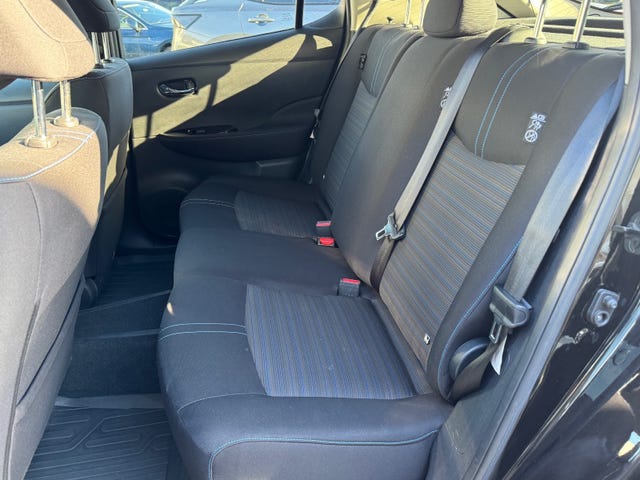 2020 NISSAN LEAF - 10