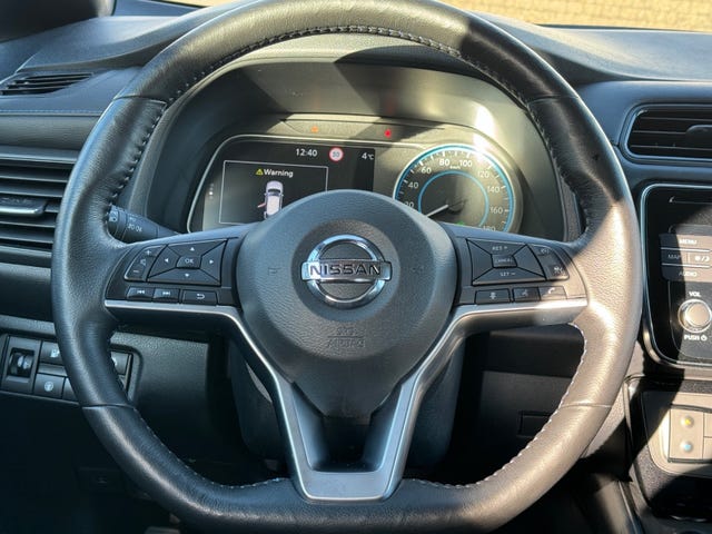 2020 NISSAN LEAF - 15